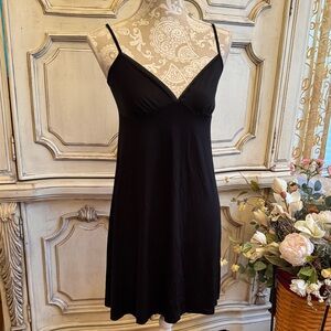 Hanro Of Switzerland Black Chemise Slip Sz: XSmall like new condition